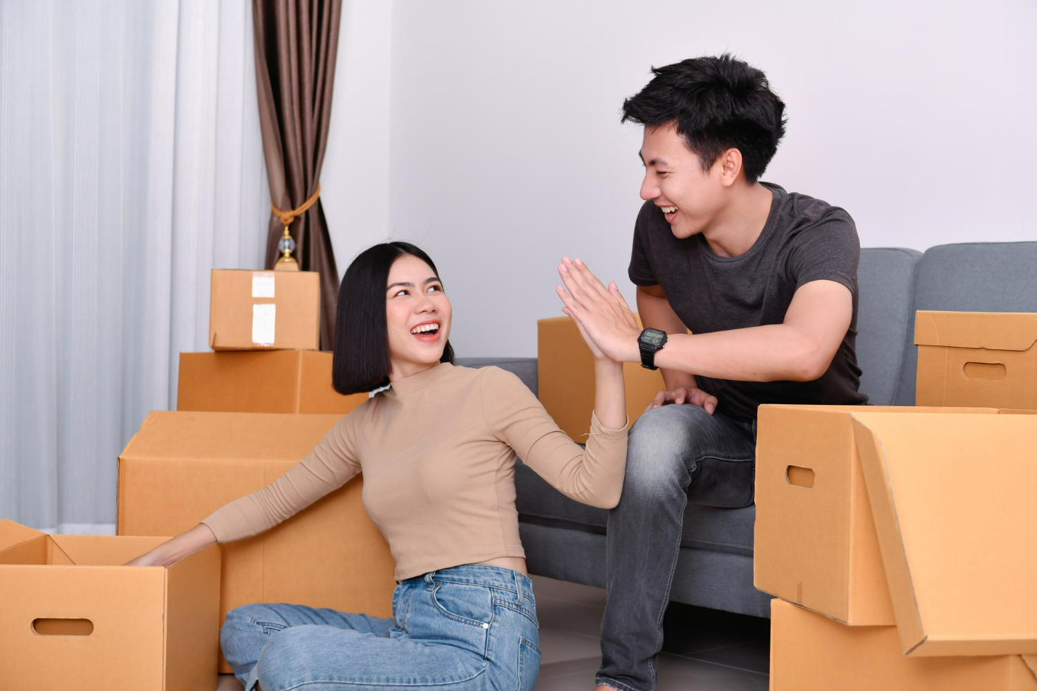 初めての同棲を成功させる！準備から引っ越しまでの流れ